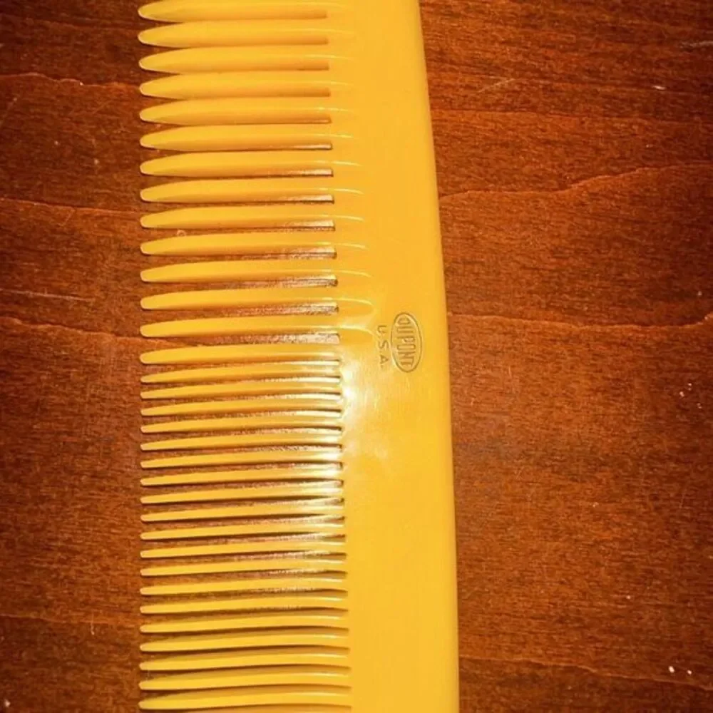 Vintage Art Deco Ivory‎ Celluloid Vanity Set-Mirror/comb/EMBOSSED MONOGRAM